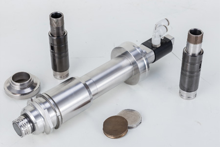 Moldes para compressão de tampas