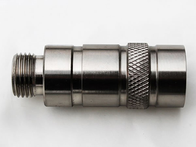 Bent male connector (90°)