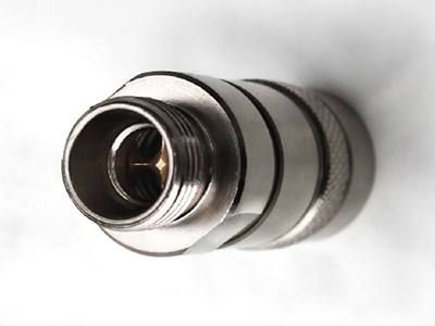 Bent male connector (90°)