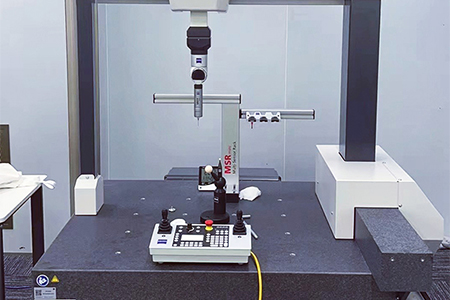  Máquina de Medição por Coordenadas Zeiss com Precisão de Medição de 0,002 mm